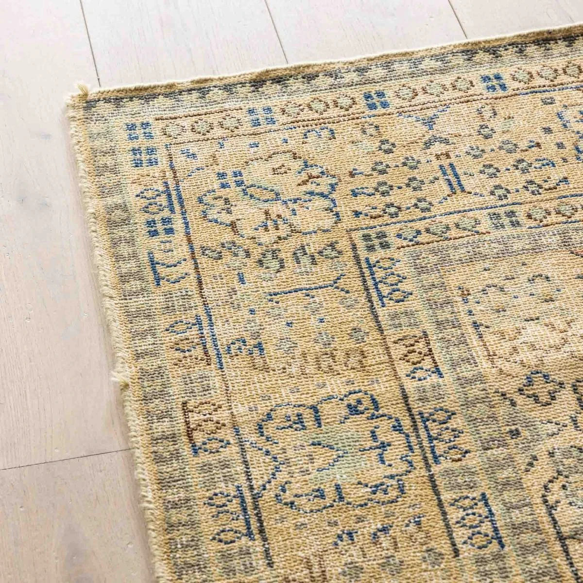 Heritage Hand Knotted Rug 200 X 300cm - Image 6